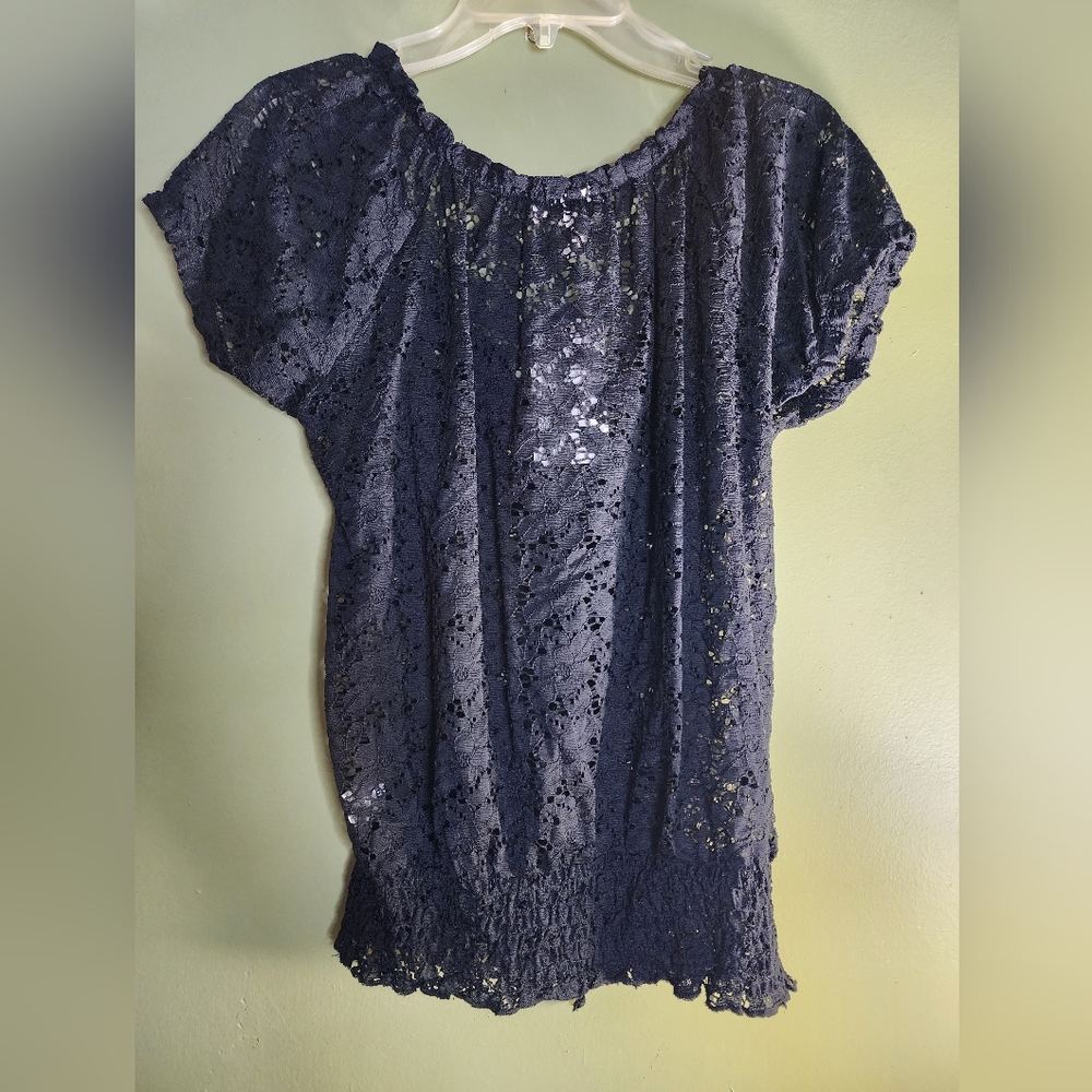 Derek Heart Gorgeous Lacy Top NWT Sz L